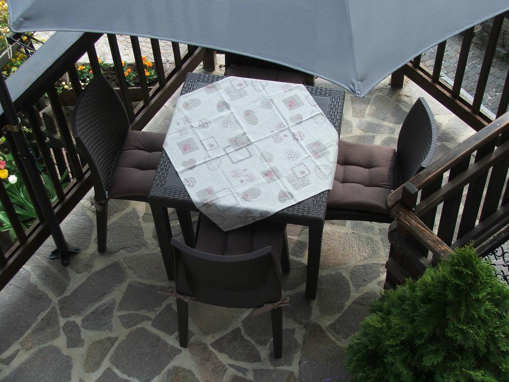 Antica Casa Ortensia ริวาเดลการ์ดา ภายนอก รูปภาพ